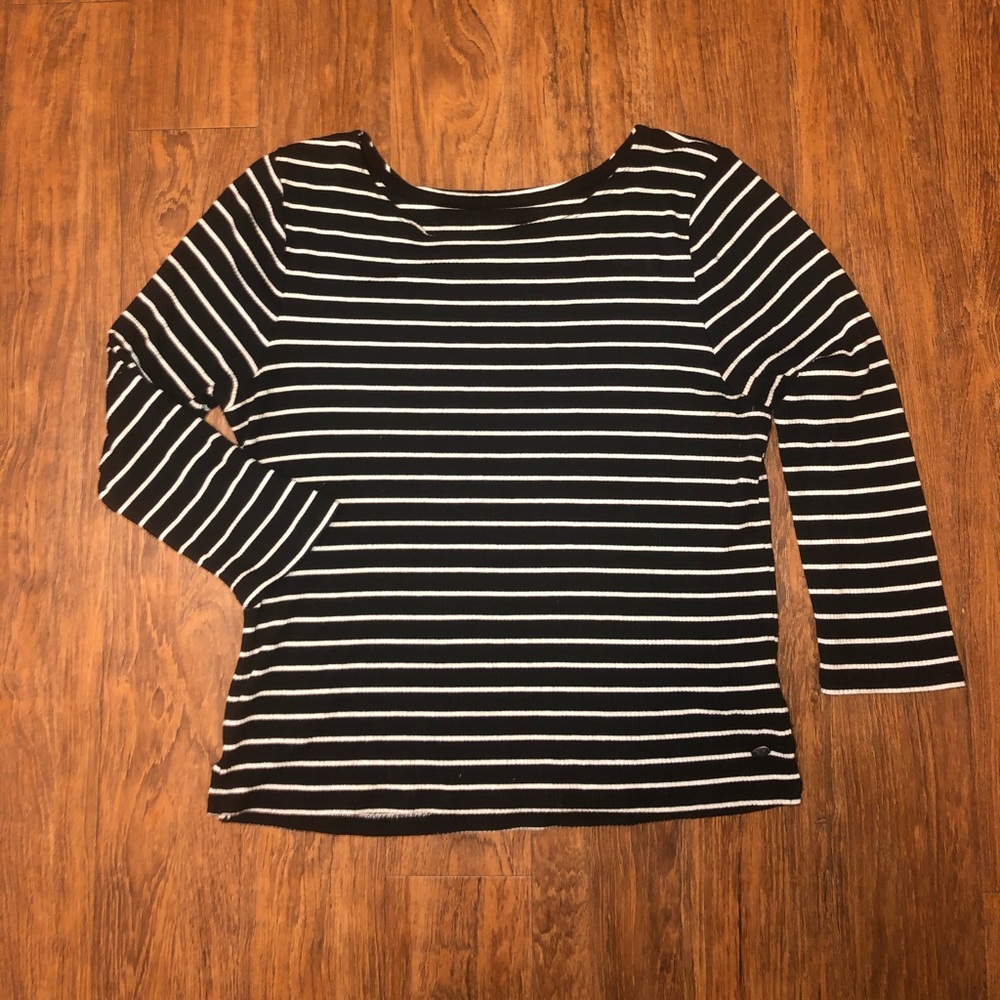 Black and white long sleeve crop top. Size L